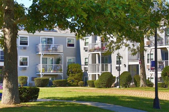 Cromwell Court Exterior 2