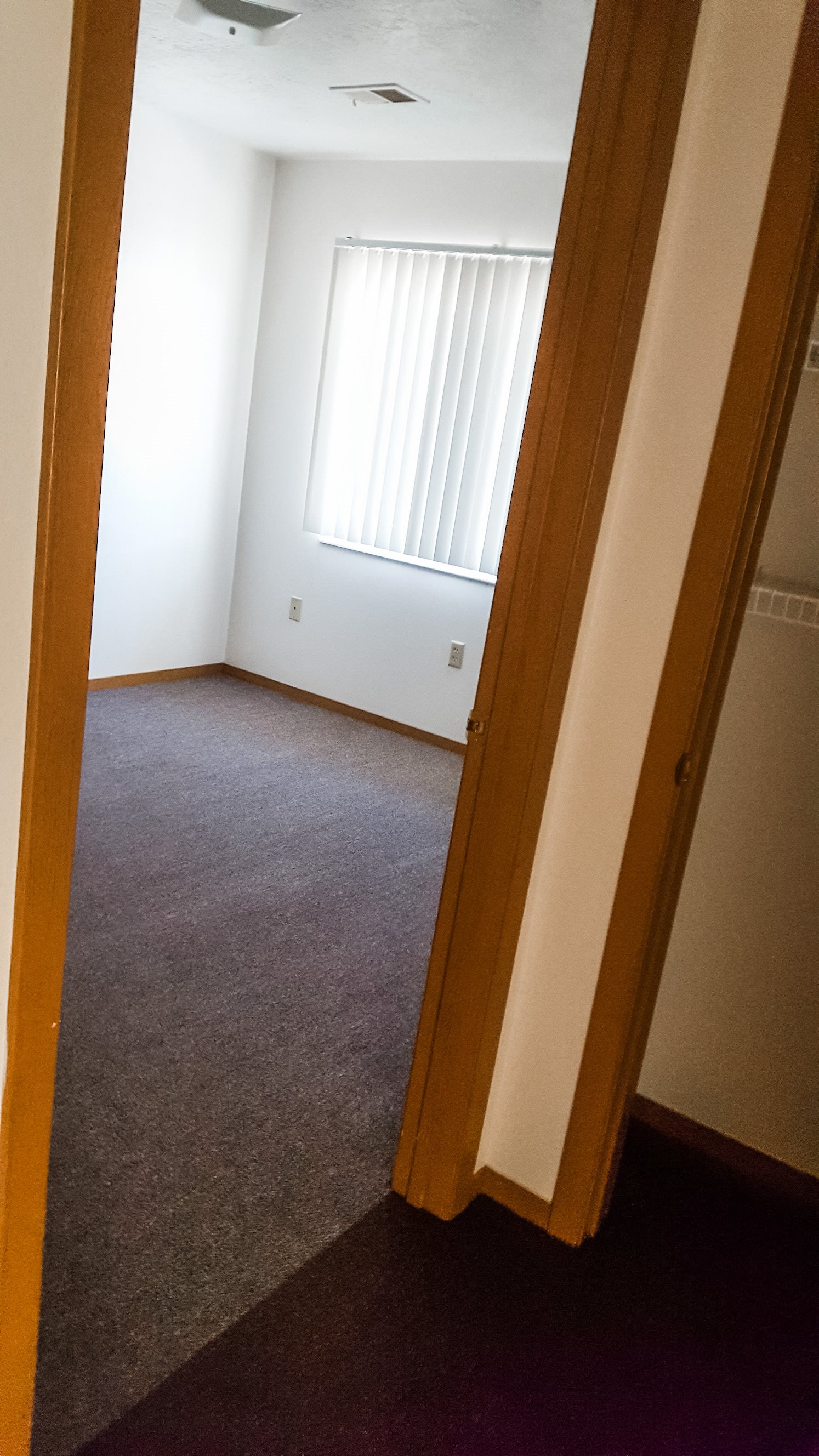 Photos and Video of Maplecrest Apartments in Hawarden, IA