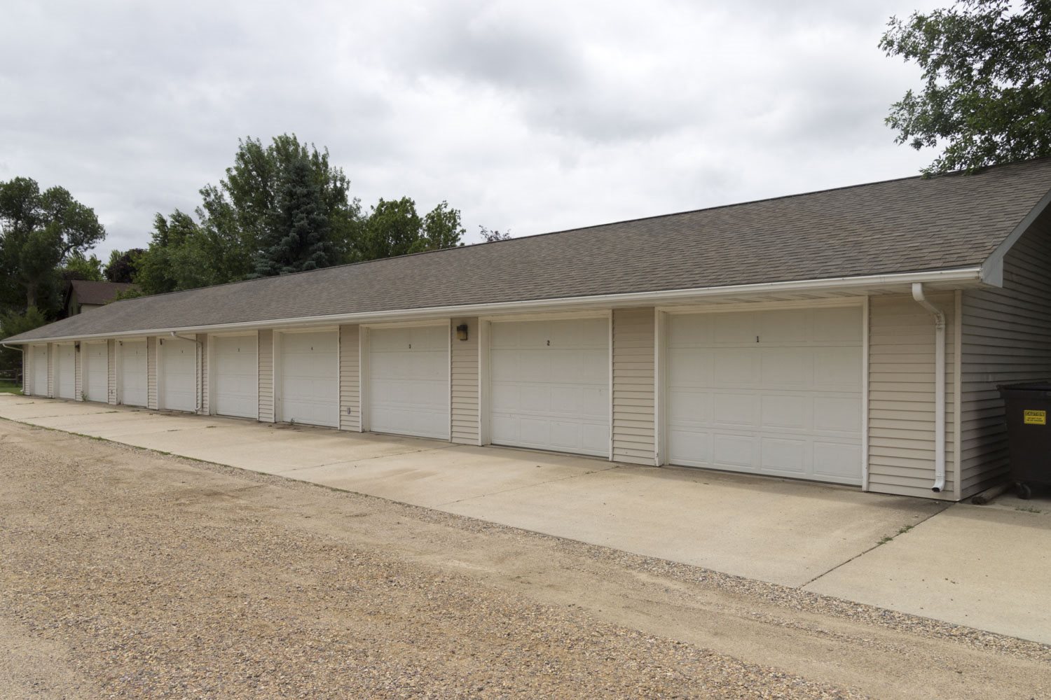 Photos and Video of Silver Lake Apartments in Lake Park, IA