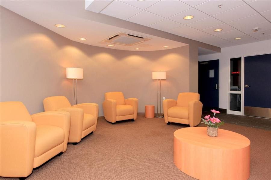 Gallery Photo 12