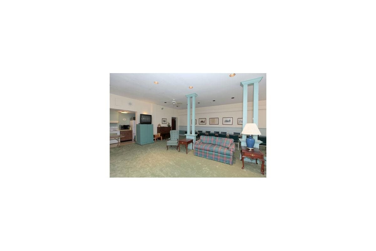 Gallery Photo 11