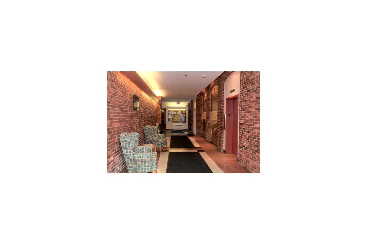Gallery Photo 13