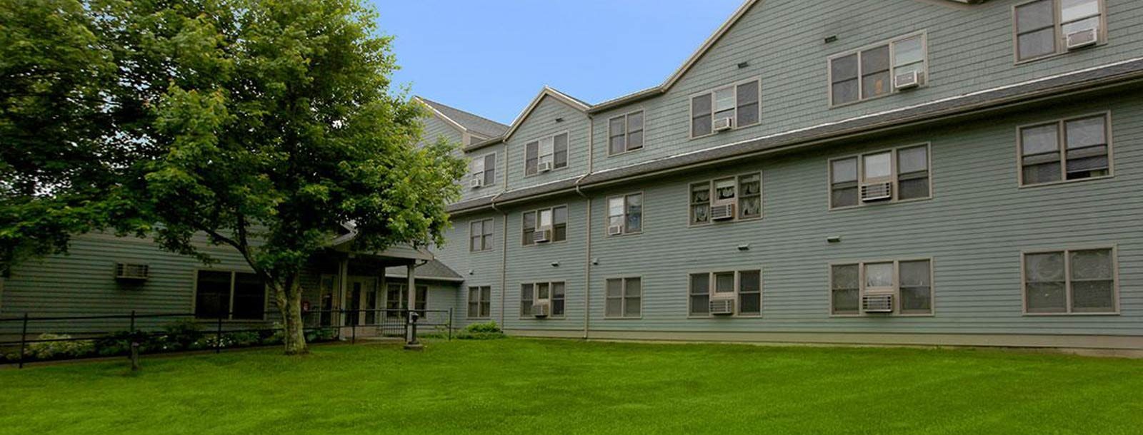 College Highway Apartments Apartments in Easthampton, MA