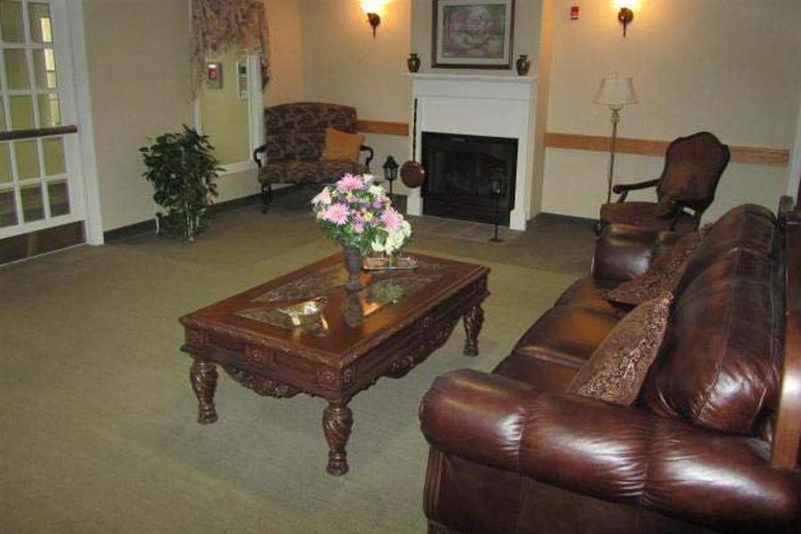 Gallery Photo 12