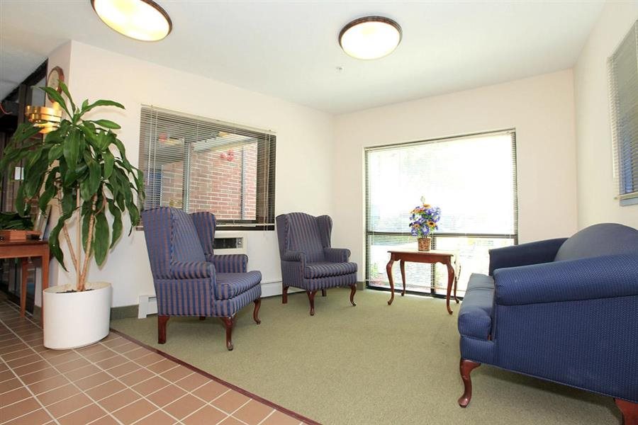 Gallery Photo 8