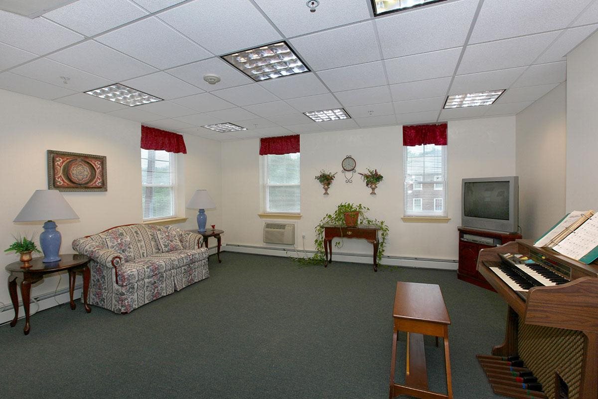 Gallery Photo 12
