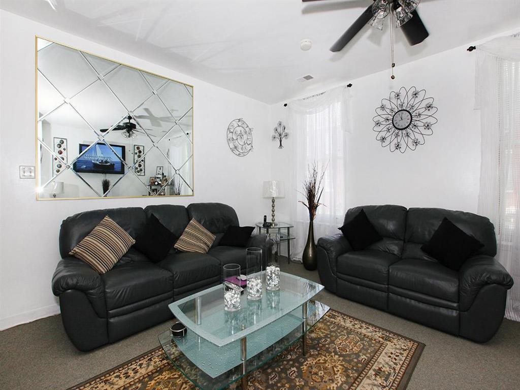 Gallery Photo 22