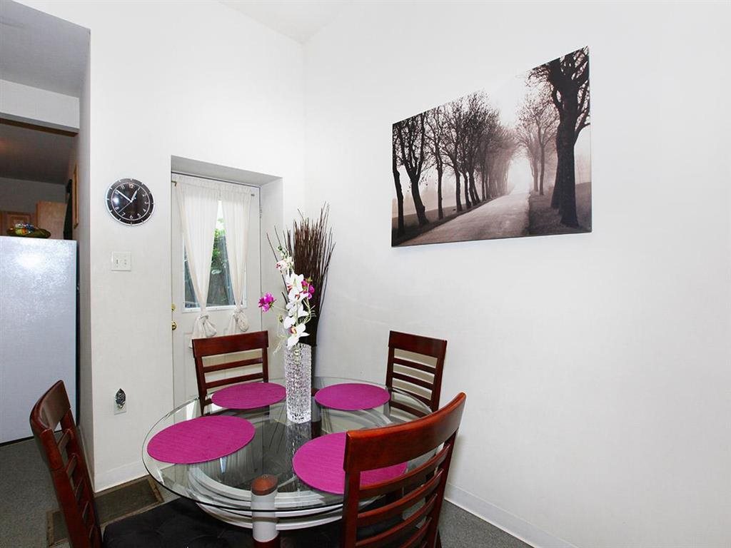 Gallery Photo 28