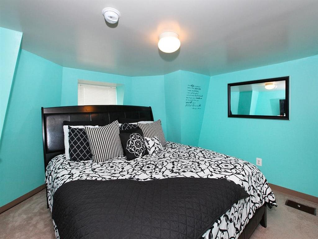 Gallery Photo 31