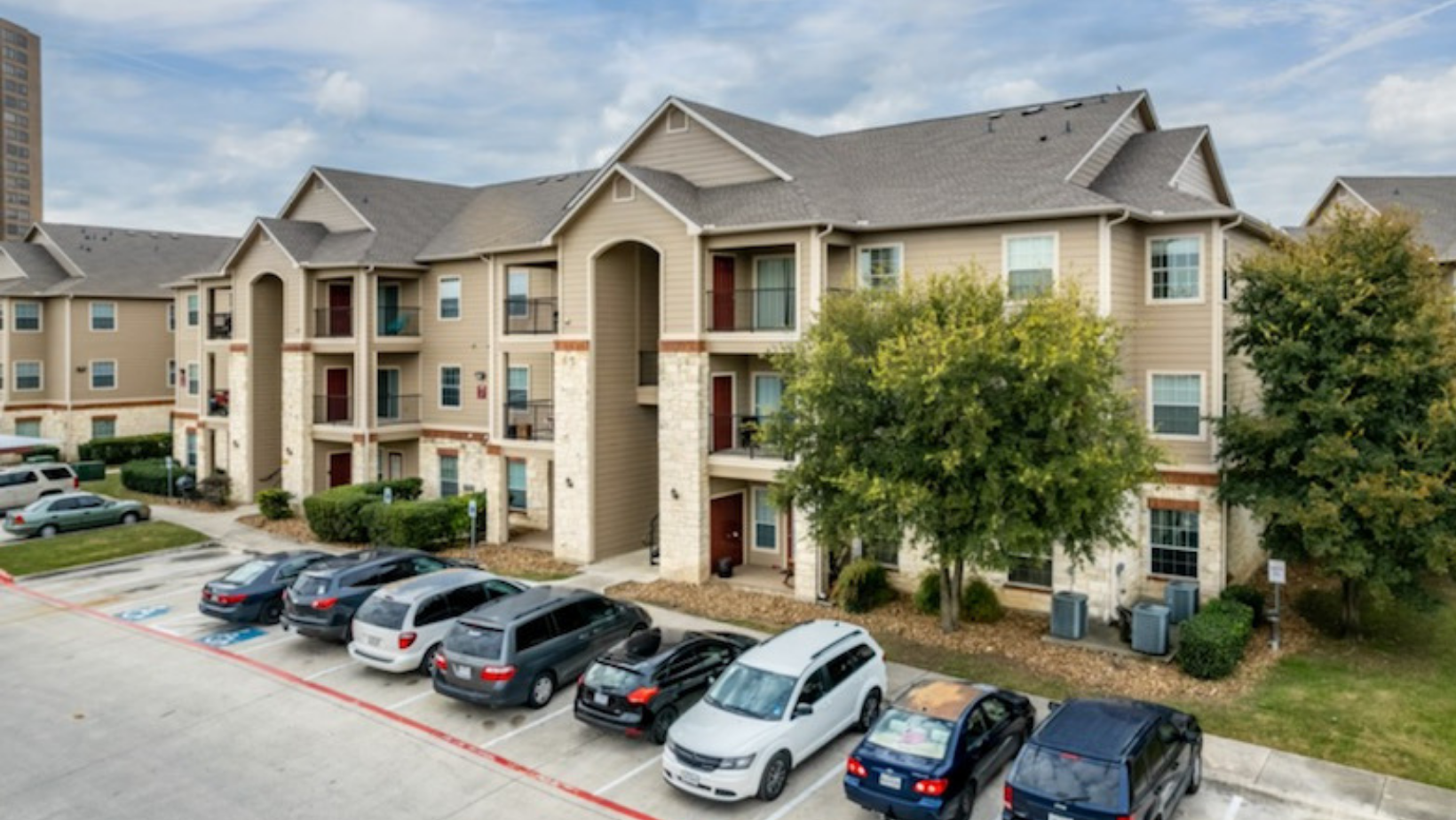 Photos and Video of Elan Gardens Apartments in San Antonio, TX