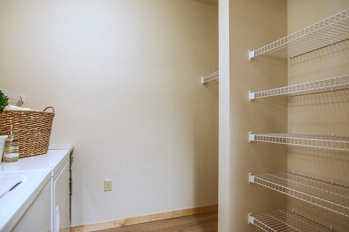 Gallery Photo 12