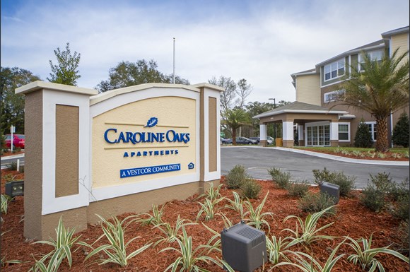 Caroline Oaks Apartments 5175 Main Street North Jacksonville Fl Rentcafe Caroline Oaks Apartments 5175 Main Street North Jacksonville Fl Rentcafe