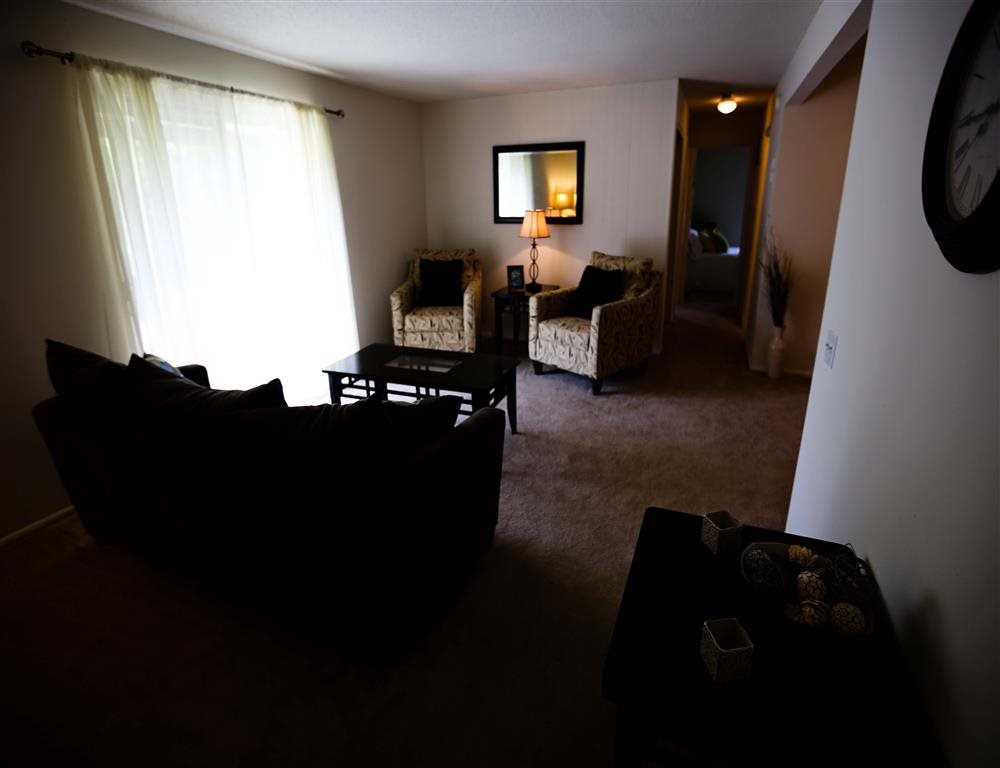 Photos and Video of Whispering Lake Apartments in Florissant, MO