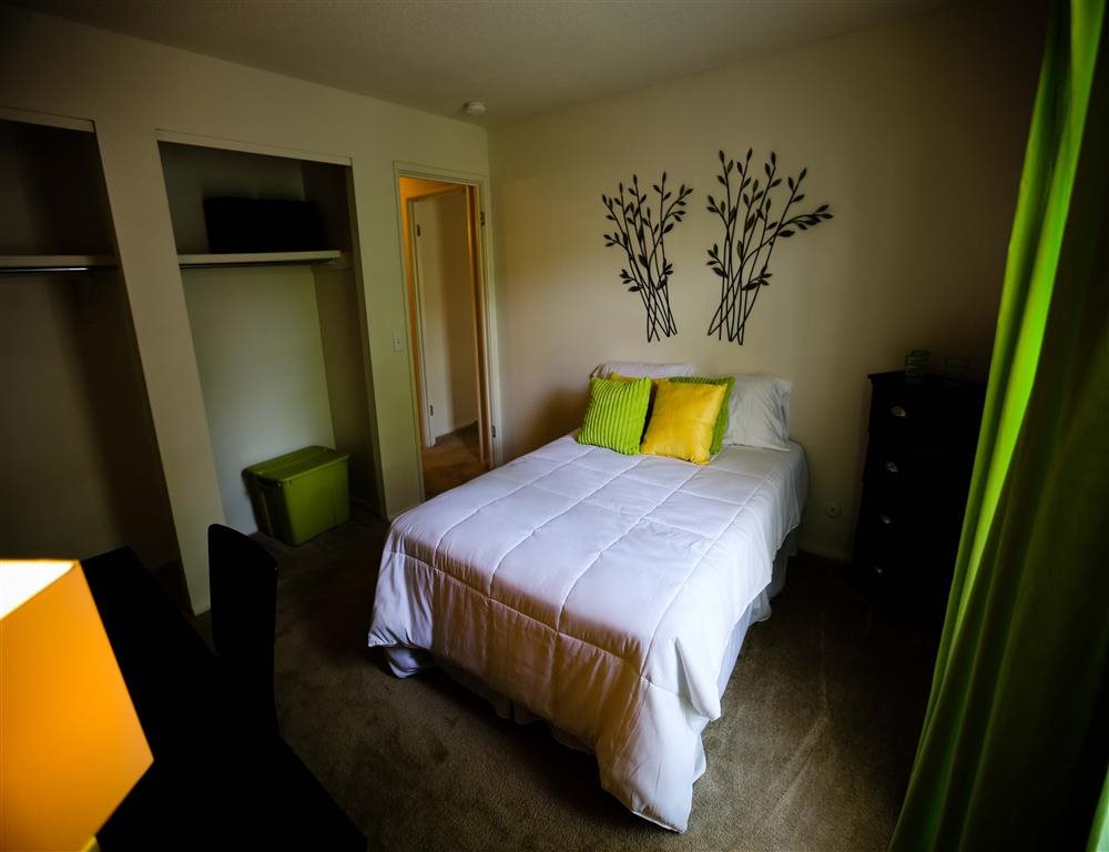 Photos and Video of Whispering Lake Apartments in Florissant, MO