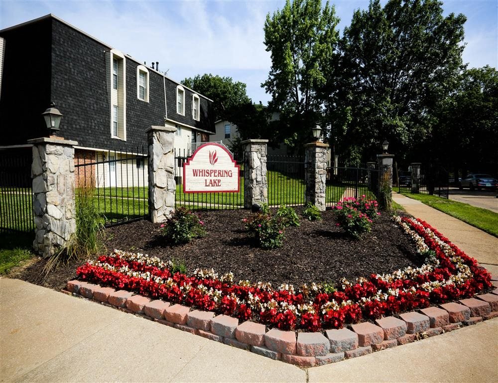 Photos and Video of Whispering Lake Apartments in Florissant, MO