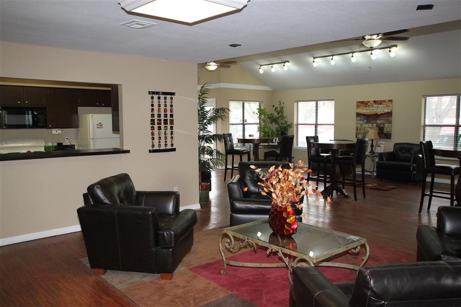 Gallery Photo 24