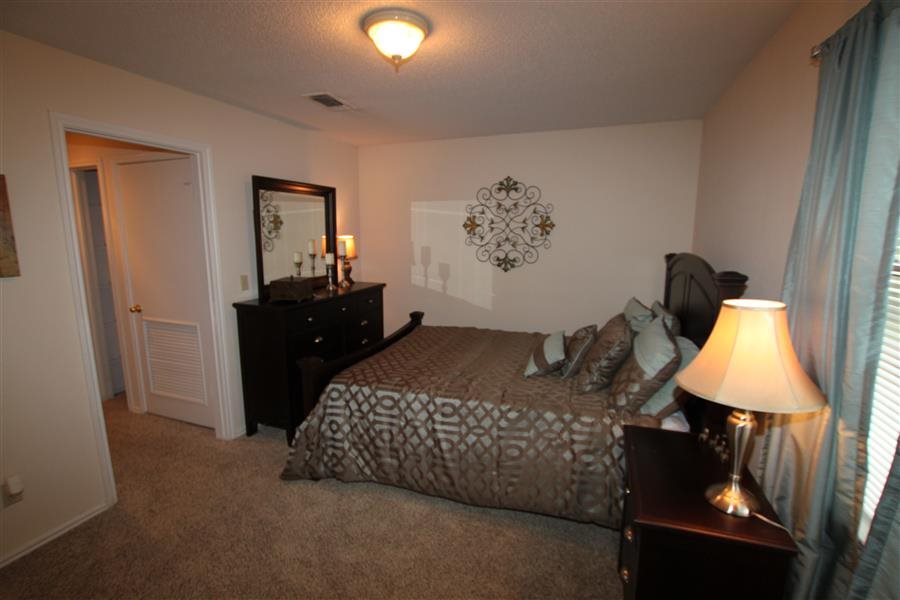 Gallery Photo 37