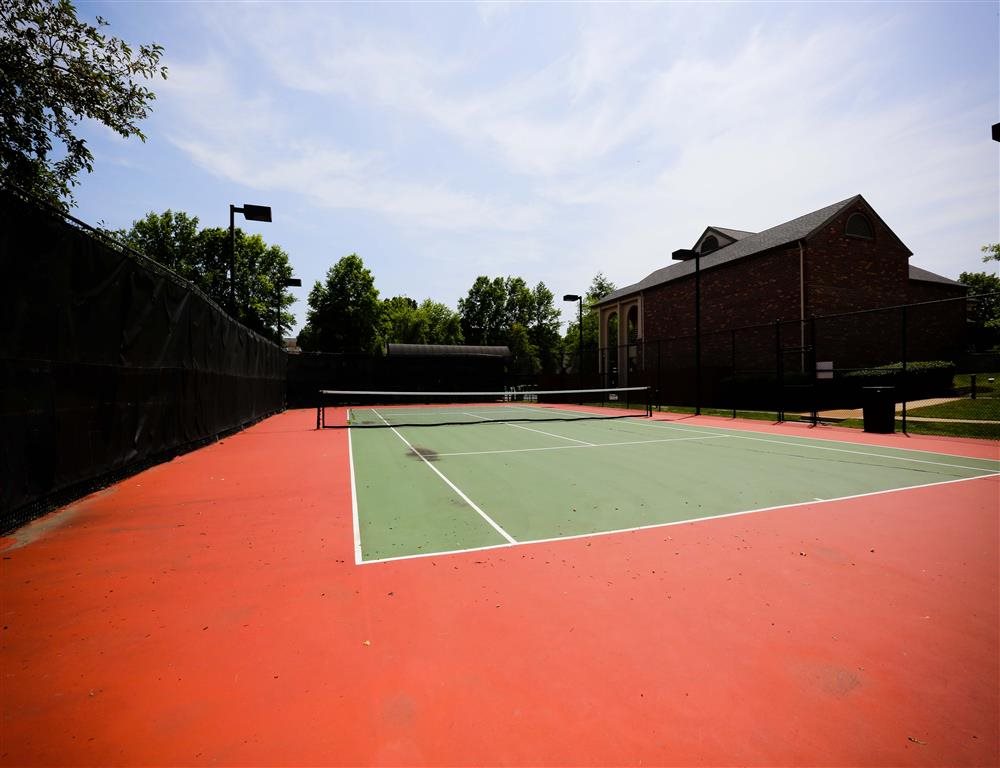 Photos and Video of Baxter Crossings Apartments in Chesterfield, MO