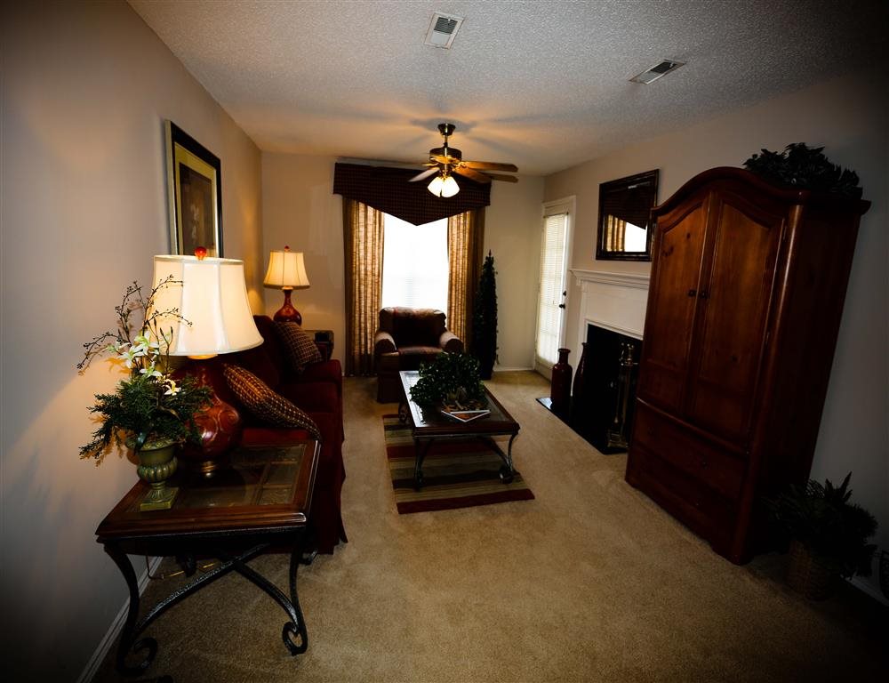 Photos and Video of Baxter Crossings Apartments in Chesterfield, MO