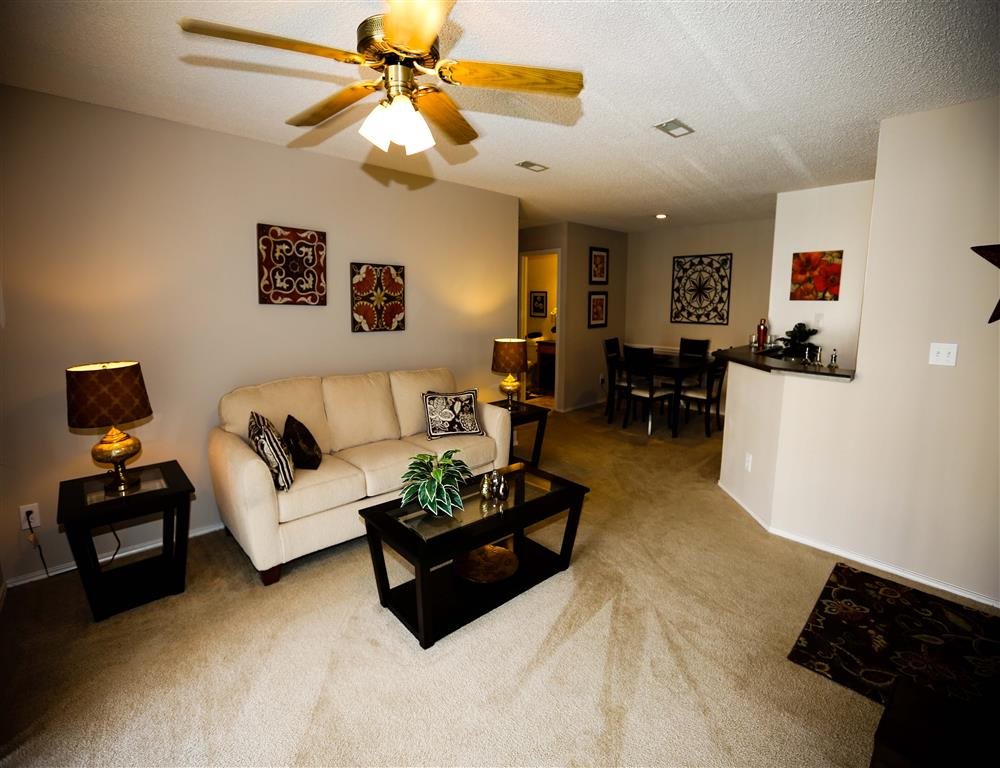 Photos and Video of Baxter Crossings Apartments in Chesterfield, MO