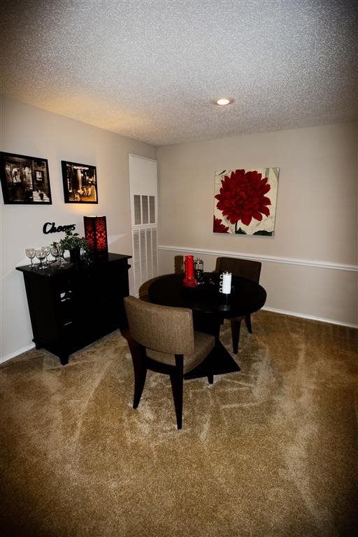 Photos and Video of Baxter Crossings Apartments in Chesterfield, MO