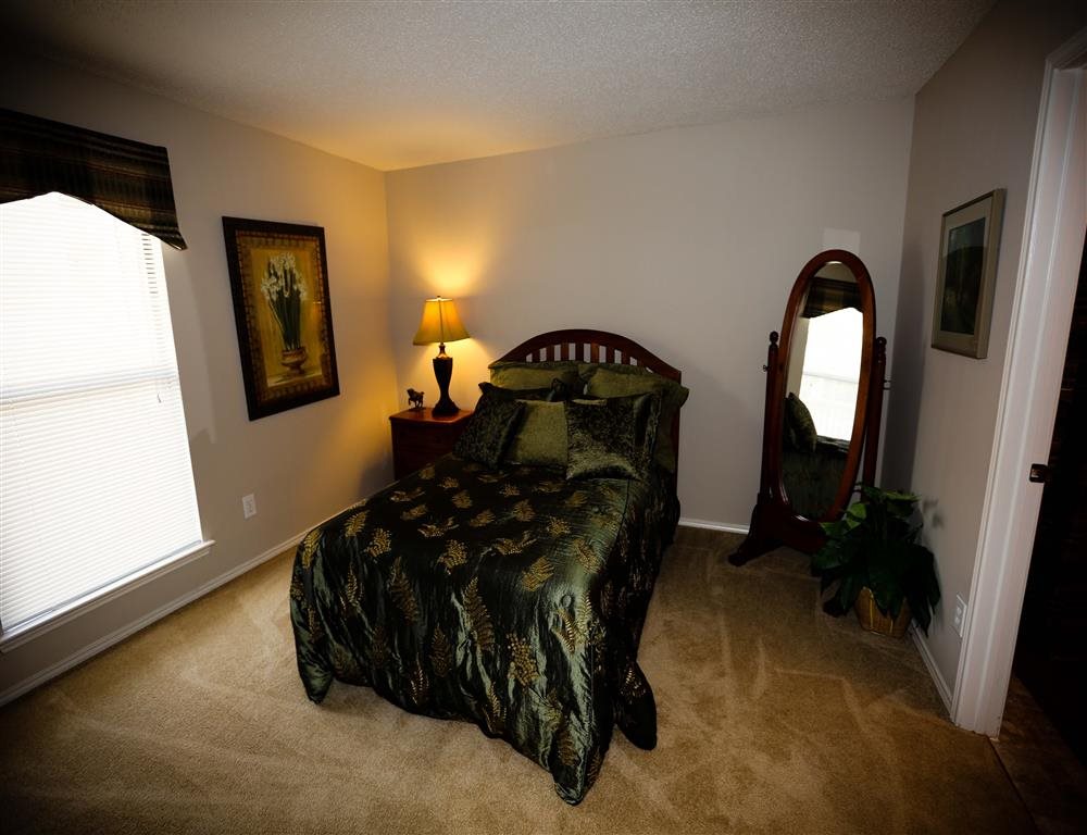 Photos and Video of Baxter Crossings Apartments in Chesterfield, MO