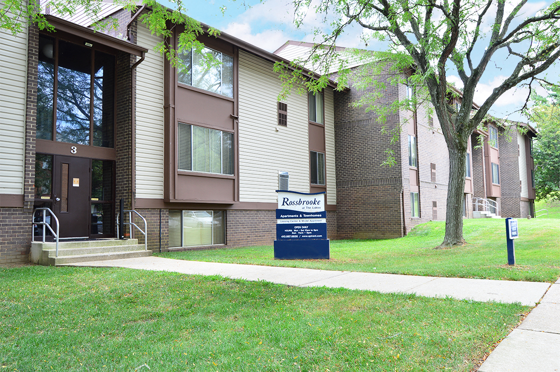 Signage at Rossbrooke Apartments and Townhomes, Maryland