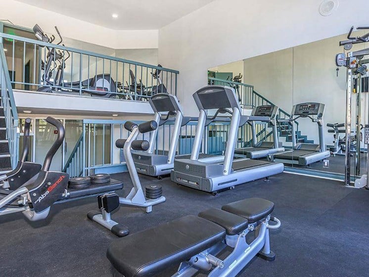 Fitness Center With Modern Equipment at Oxnard Plaza, North Hollywood, CA