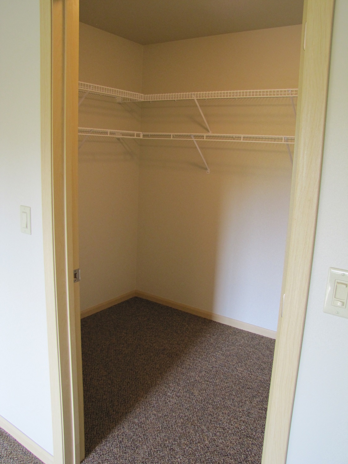 Photos and Video of Auxiliary Court in West Bend WI