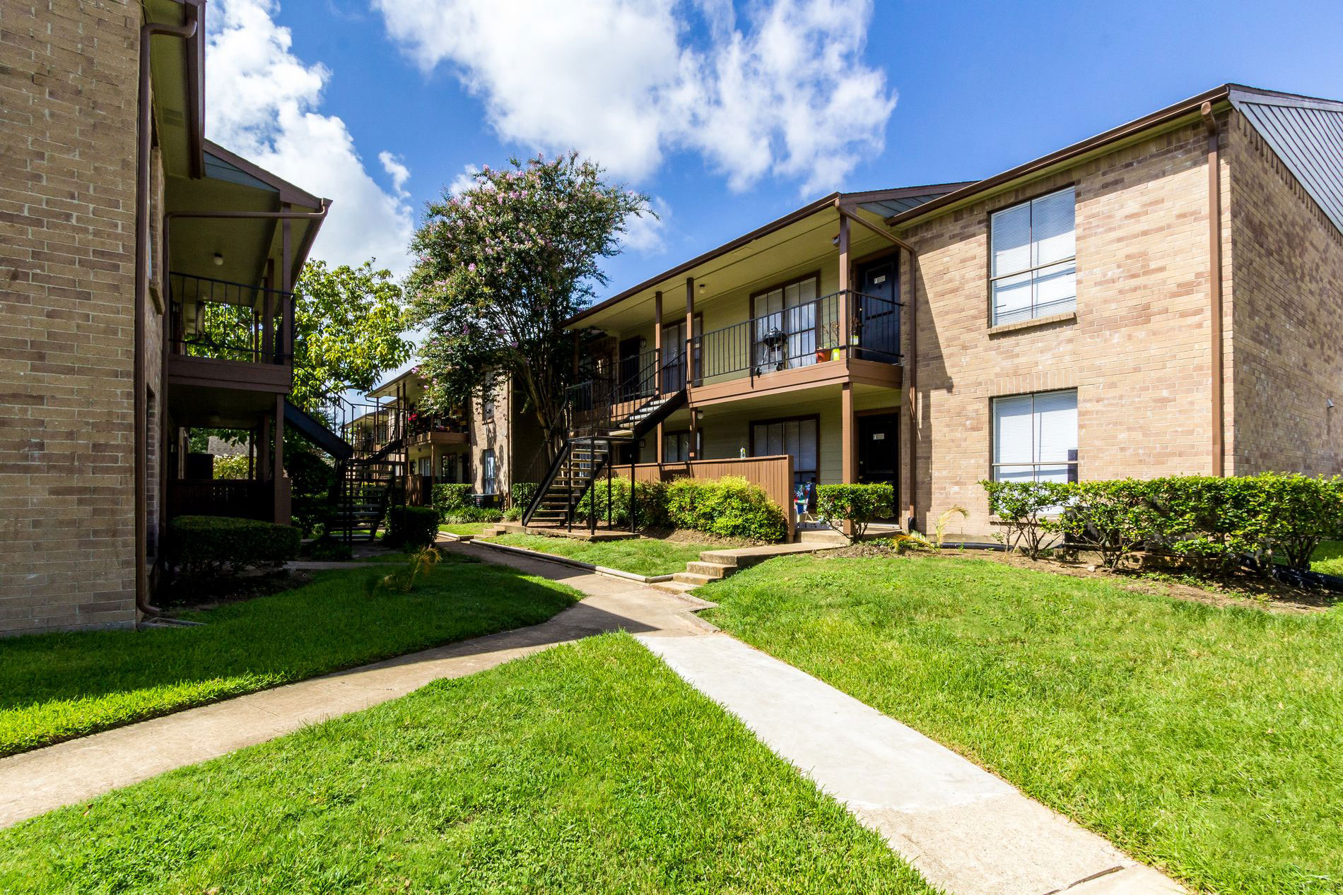 Bear Creek Crossing Apartments in Houston, TX