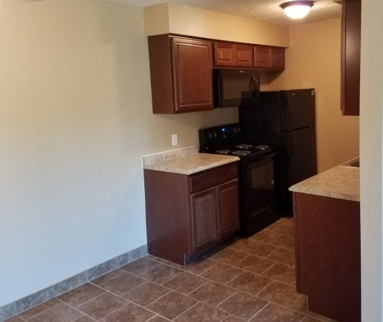 Lincoln Estates Apartments in Anoka, MN