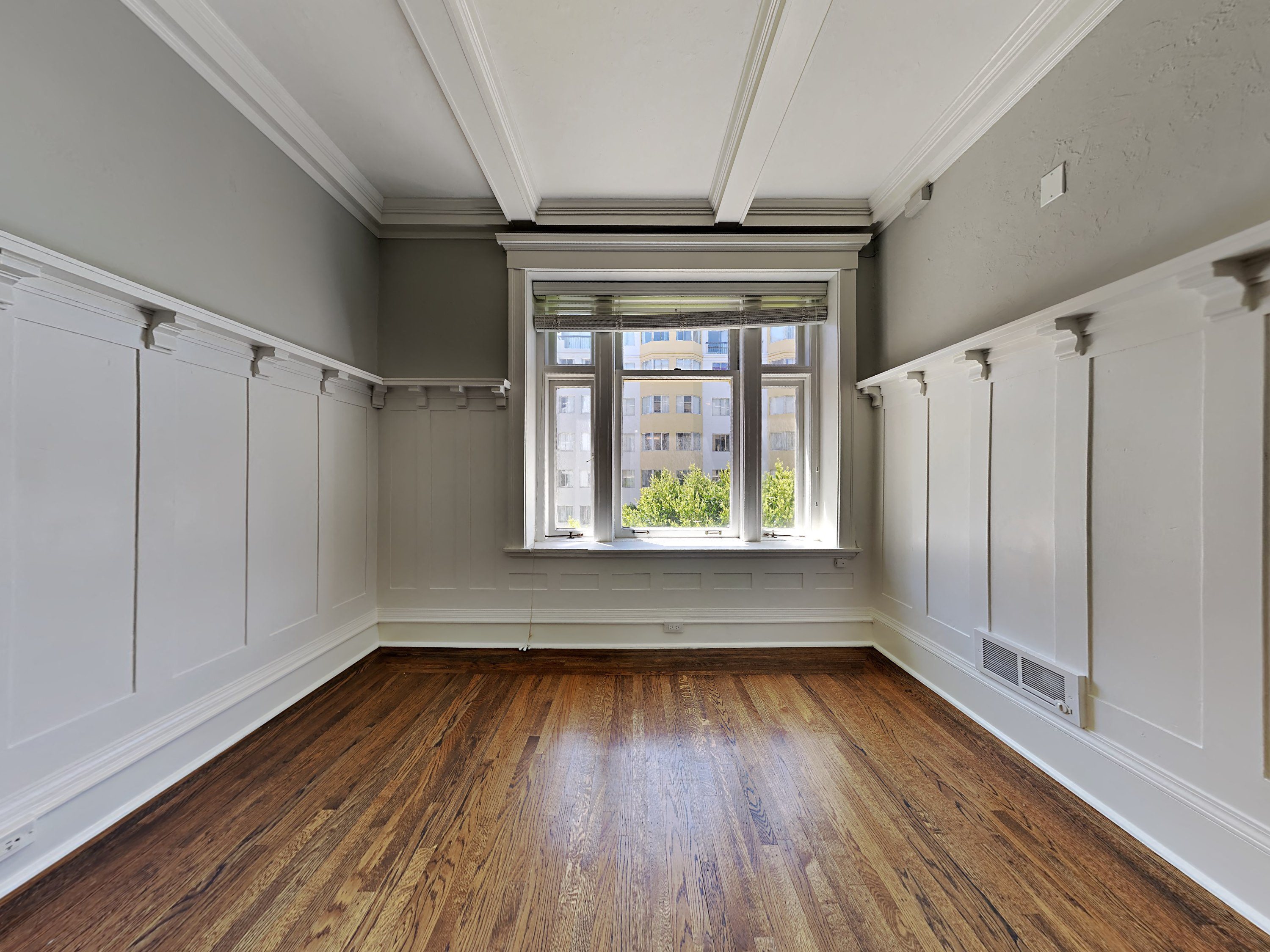Gallery Photo 11