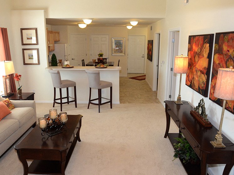 Howell MI Apartment Rentals Redwood Maple Square Living Room
