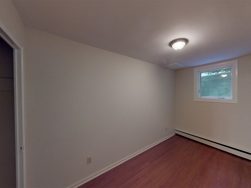 Photo 3 of Park Plaza - Style E - 578 sq ft - $1550 rental property