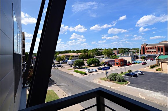 H Squared | Apartments in Denton, TX