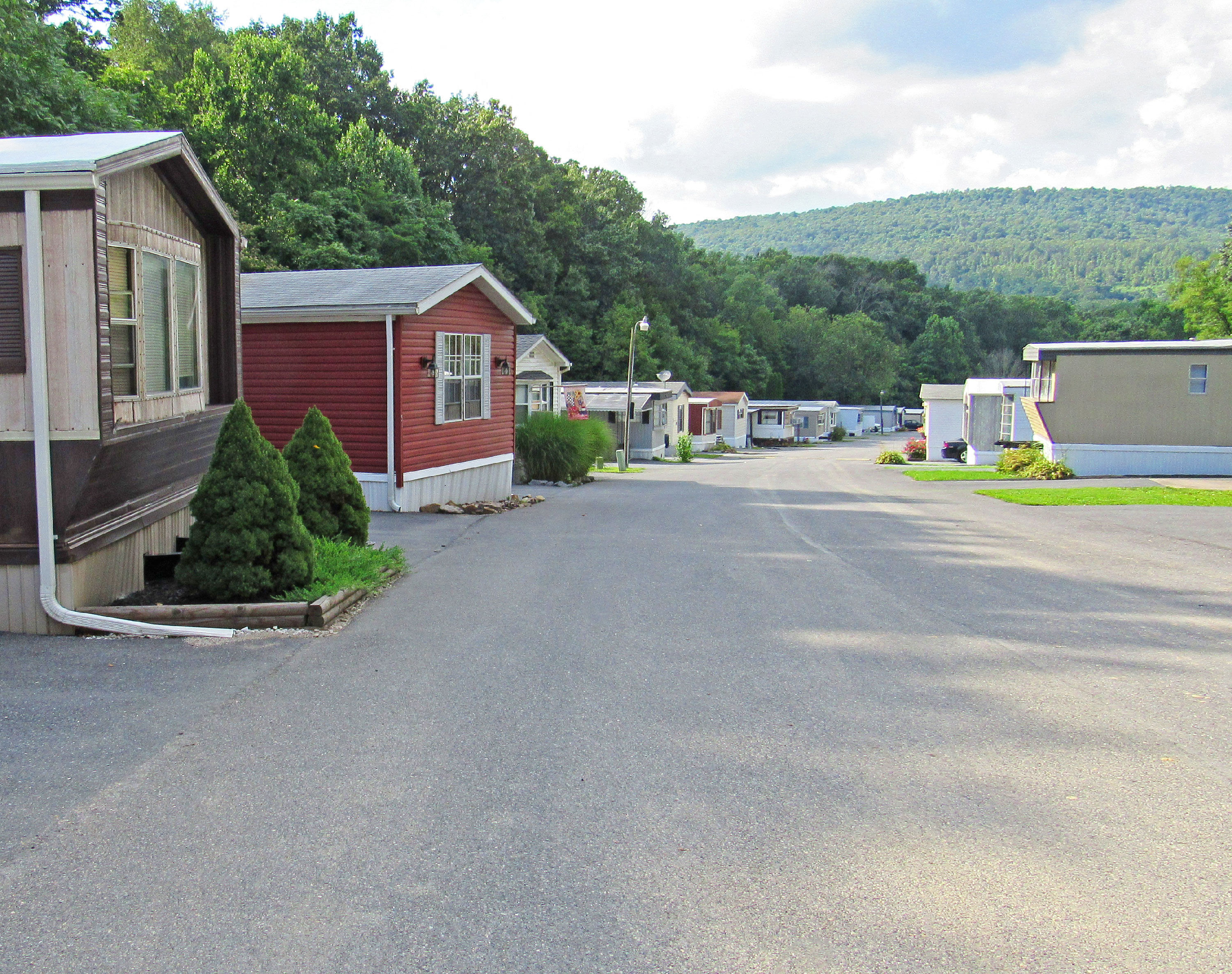 Photos of Little Mountain Estates in Marysville, PA