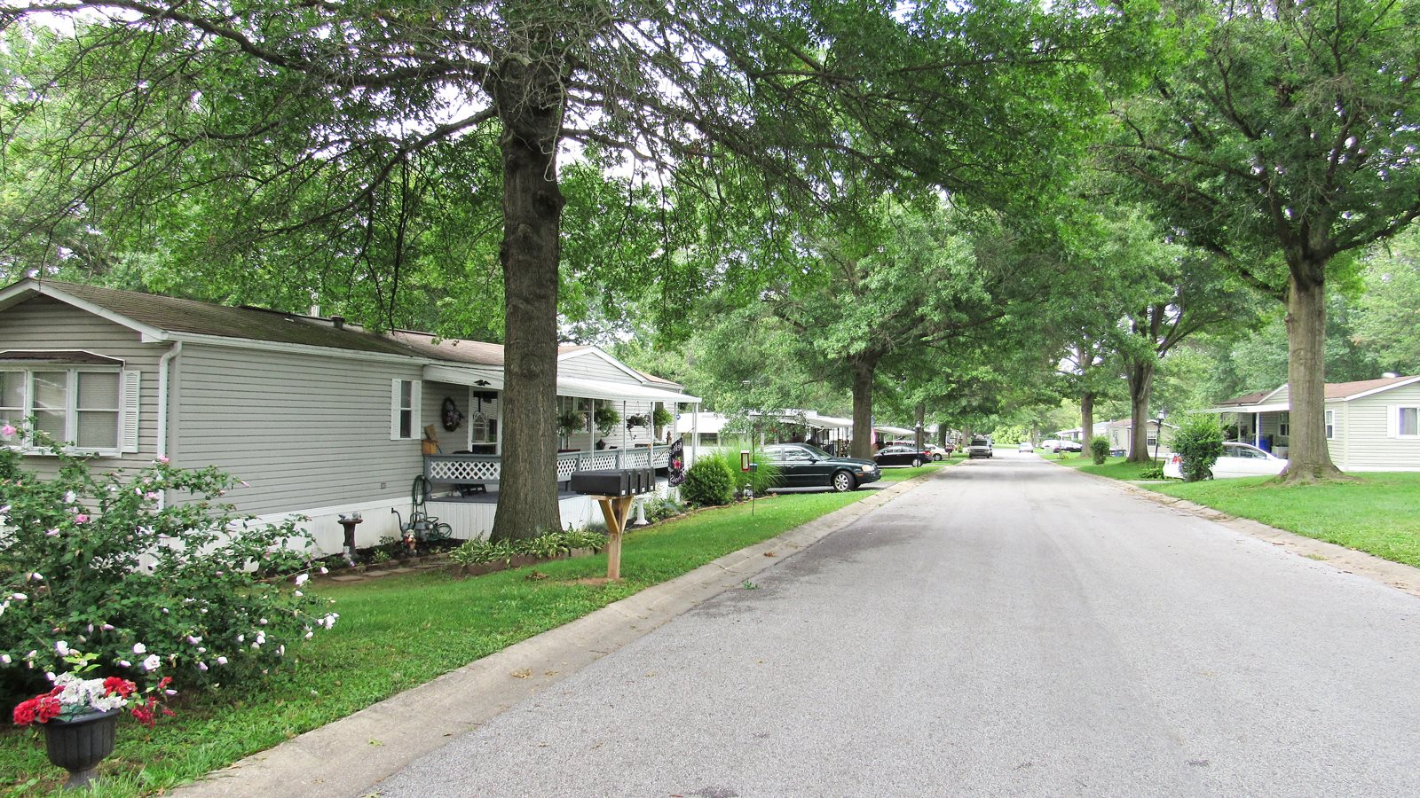 Photos of Thunderbird Terrace in Dover, PA