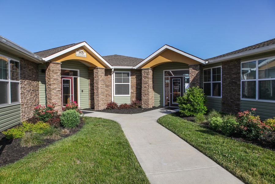 Photos and Video of Horizon Trails Apartments in Gardner, KS