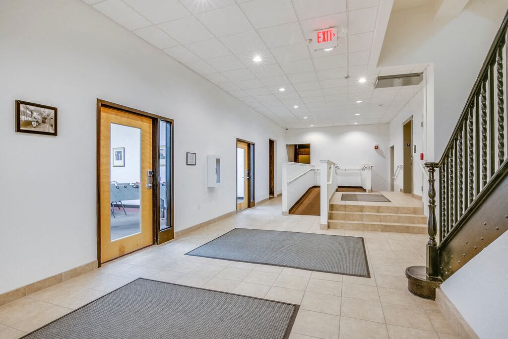 Photos and Video of Manitowoc Place Apartments in Manitowoc, WI