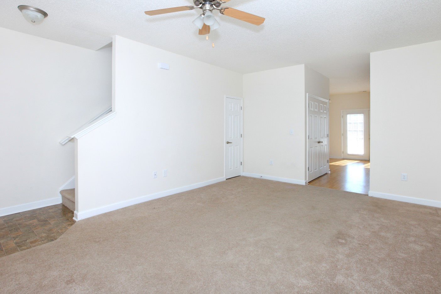 Gallery Photo 33