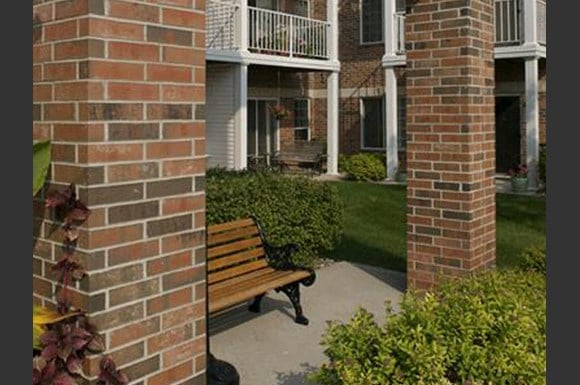 Private Patios at Parkway Highlands Apartments & Townhomes 55+, Green Bay, WI,54302