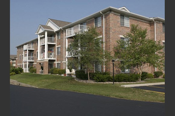 Resort Style Community at Parkway Highlands Apartments & Townhomes 55+, Green Bay, WI,54302