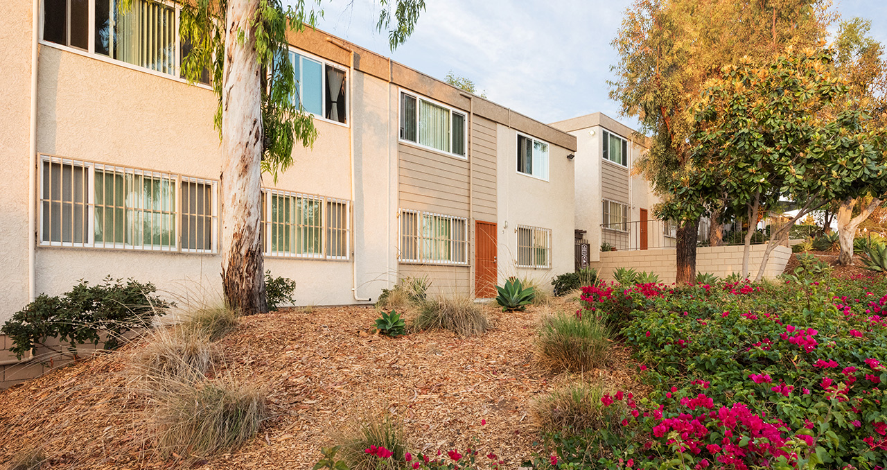 Delta Manor Apartments in San Diego, CA