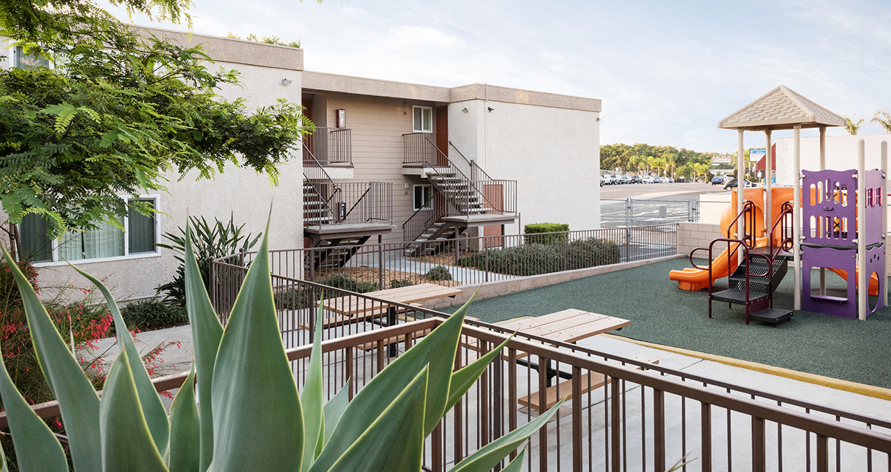 Delta Manor Apartments in San Diego, CA