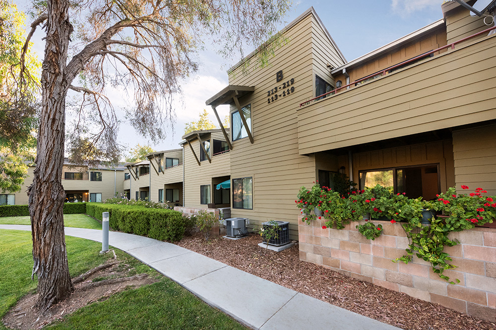 Photos and Video of Brookview Village in Poway, CA