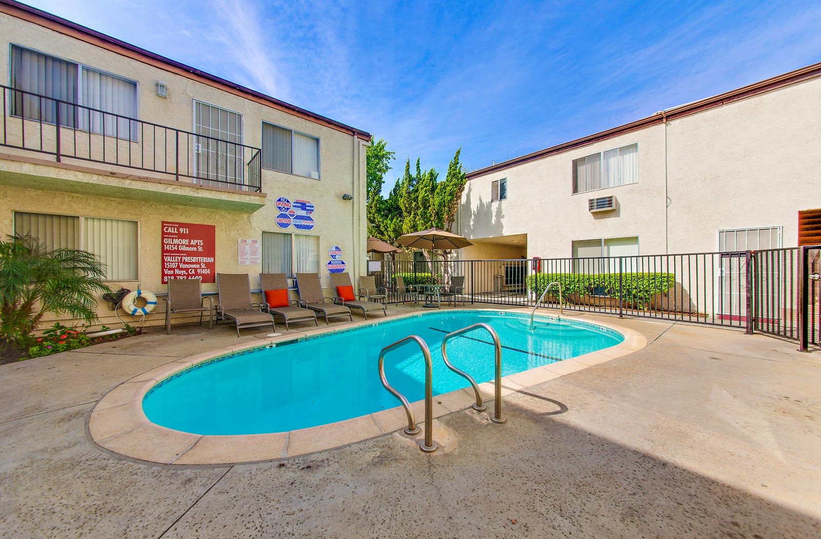 Apartments in Van Nuys Los Angeles CA 14154 Gilmore Street