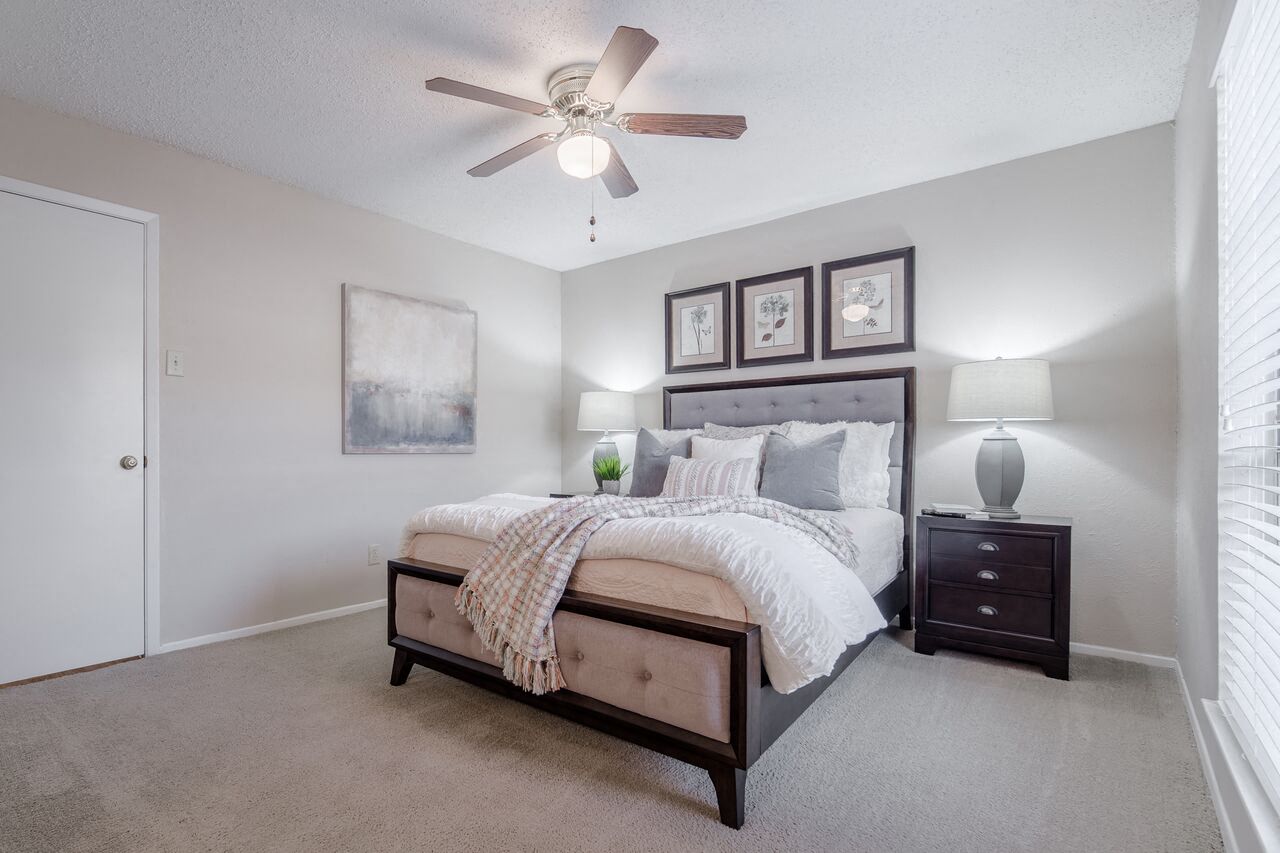 Apartments for Rent in Carrollton, TX Country Square