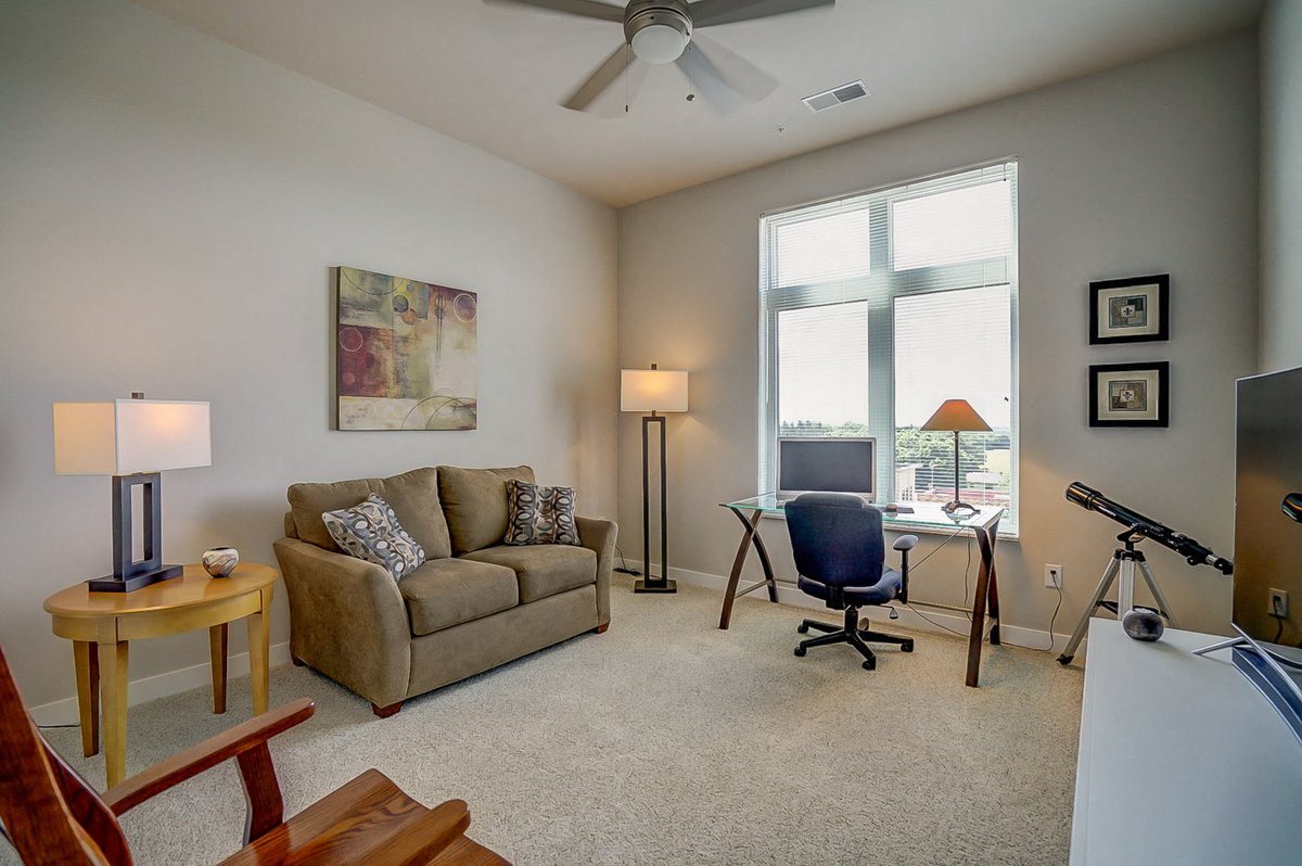 Gallery Photo 32