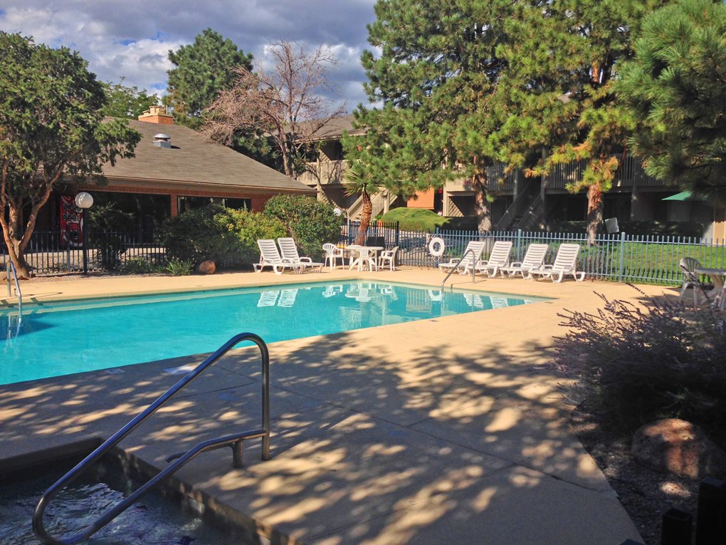 Sungate Apartments Apartment and Community Amenities