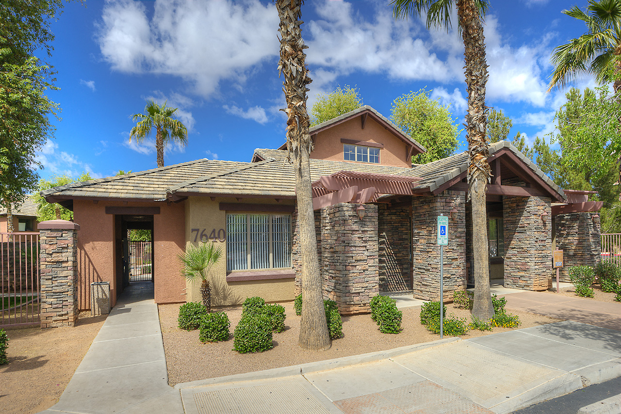 Photos and Video of San Clemente Apartments in Gilbert, AZ